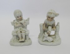 Coppia statuine bambina usato  Vercelli