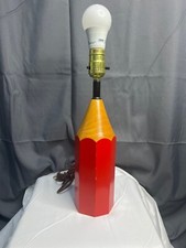 Abajur de mesa lápis vermelho vintage funciona muito bem, achado exclusivo! comprar usado  Enviando para Brazil