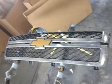 Grille chrome fits for sale  Camden