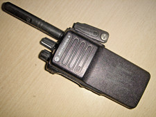 Motorola DP4400e UHF 403-527MHz DMR Digital c/w SUM licença antena de batalha, clipe, usado comprar usado  Enviando para Brazil