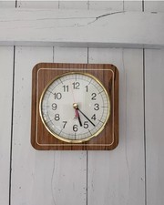 Horloge vintage murale d'occasion  Les Andelys