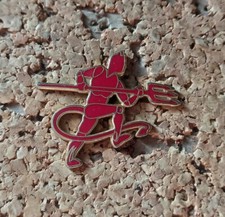 Pin insigne 152 d'occasion Pin insigne 152 d'occasion  Paris I