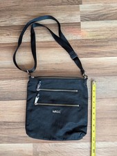 Usado, Bolsa tiracolo Kipling Always On Collection preta com zíper duplo NOTA comprar usado Usado, Bolsa tiracolo Kipling Always On Collection preta com zíper duplo NOTA comprar usado  Enviando para Brazil