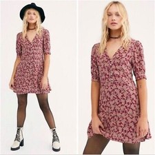 Mini vestido Free People Provence vermelho e preto tamanho pequeno Ditsy floral Y2K, usado comprar usado  Enviando para Brazil