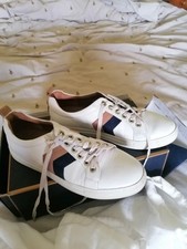 Fairfax favour trainers. for sale  YORK