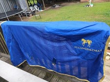 Horse cover acupressure d'occasion  Expédié en Belgium