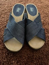 Woman sandles comfort for sale  Broadview Heights