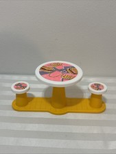 Cadeiras de mesa vintage BARBIE McDONALDS TALK DRIVE-THRU RESTAURANT 11774 1993 comprar usado  Enviando para Brazil