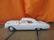 Vintage Original AMT 1962 Ford Galaxie Modelo Construído COMO ESTÁ Parafuso Inferior comprar usado  Enviando para Brazil