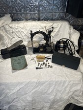 Antiga máquina de costura Wilcox & Gibbs da década de 1930 com pedal, "linda toda original" comprar usado  Enviando para Brazil