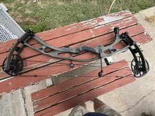 Hoyt ultra xact for sale  Mackinaw