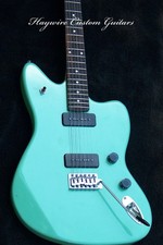 Usado, Guitarra estilo Surf Green Jazzmaster com braço personalizado e combinando anos 90 + mais! comprar usado  Enviando para Brazil
