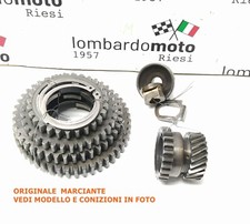 Ingranaggi cambio ingranaggio usato  Riesi