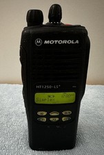 Rádio bidirecional Motorola HT1250 LS+ UHF 450-512MHz 4W 16CH AAH25SDH9DP5AN *Preto* comprar usado  Enviando para Brazil