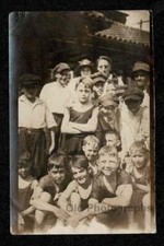 GRUPO HAPPY HARD CRIANÇAS PAIS PLAYGROUND FOTO ANTIGA/VINTAGE INSTANTÂNEA - E879 comprar usado  Enviando para Brazil