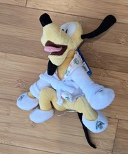 Chinelos de pelúcia Disney Parks Hollywood Tower Hotel Pluto in Robe comprar usado  Enviando para Brazil
