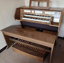 Viscount classical organ for sale  NEWCASTLE UPON TYNE