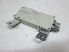 Amplificatore antenna lunotto usato  Castellana Grotte