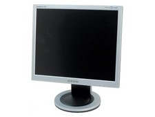 Samsung syncmaster 710n usato  Messina