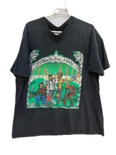 Camiseta gráfica Cygnus horror paródia vintage piscina afogamento horrorcore metal #64 comprar usado  Enviando para Brazil