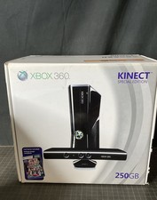 250GB XBOX 360 com Kinect, 1 Controle, 1 Jogo NÃO ABERTO, Fones de Ouvido, Cabos de Alimentação comprar usado  Enviando para Brazil