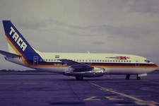 Slide colorido original 35mm do TACA Boeing 737-2A1 YS-08C na SNN em 1984 comprar usado  Enviando para Brazil