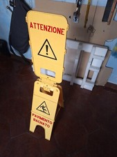 Segnalatore pavimento bagnato usato  Torino