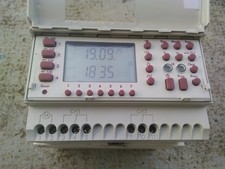 Interrupteur horaire annuel d'occasion  Rouen-