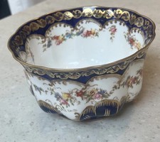 Pretty vintage crown for sale  LONDON