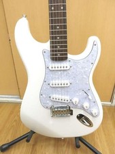 SQUIER FSR AFF STRATO Corpo de choupo usado pescoço de bordo escala de louro com estojo macio, usado comprar usado  Enviando para Brazil