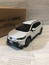 TOYOTA Corolla Cross platina pérola branca mica 252323 em escala 1/30 comprar usado  Enviando para Brazil