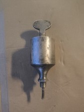 Vecchia pompa per usato  Villanova Solaro
