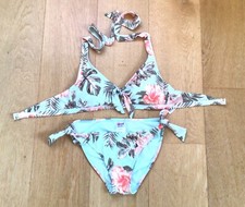 Mantaray waikiki beach for sale  GERRARDS CROSS
