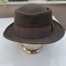 Vintage brown bowler for sale Vintage brown bowler for sale  PRESTON