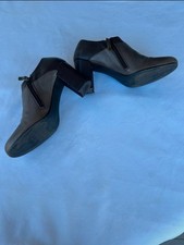 Low boots bicolores d'occasion  Bastia-