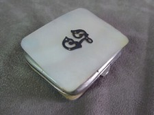 Petit porte monnaie d'occasion  Pézilla-la-Rivière