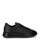 Sneakers philippe model usato  Caserta
