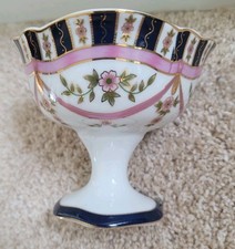 ND Exclusivo Pedestal com Pé Esmaltado Floral Copo Doces Bugiganga Prato Vintage EX comprar usado  Enviando para Brazil