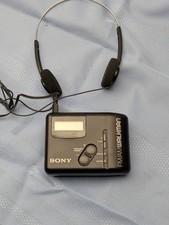 Rádio FM/AM estéreo vintage Sony Walkman com fones de ouvido  comprar usado  Enviando para Brazil