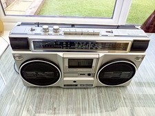 Vintage hitachi radio for sale  BRISTOL