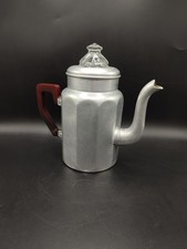 Ancienne cafetière aluminium d'occasion  Vihiers