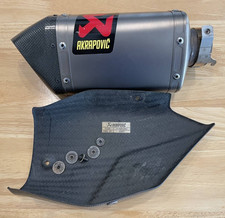 Akrapovic titanium slip d'occasion  Expédié en Belgium