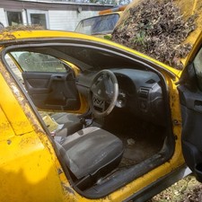 Astra van hedge for sale  Canterbury