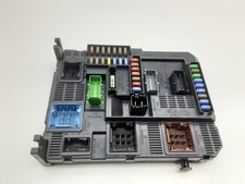 PEUGEOT 308 2013-2018 Sicherungskasten 980705418002 comprar usado PEUGEOT 308 2013-2018 Sicherungskasten 980705418002 comprar usado  Enviando para Brazil