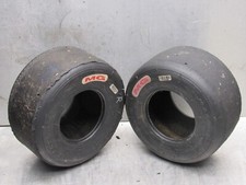 Pneus de Go Kart MG vermelho/branco 10 X 4.60-5 (x2) usados 1/4 - 1/2 banda de rodagem esquerda, usado comprar usado  Enviando para Brazil
