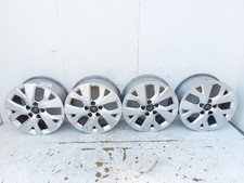 9677089777 set cerchi usato  Torre del Greco