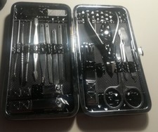 Elegante kit manicure usato  Roma