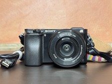 Sony alpha 6000 usato  Domusnovas
