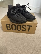 Men yeezy boost for sale  PRINCES RISBOROUGH