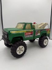 Caminhão de reboque/destruidor de metal vintage Tonka 24 horas verde metálico década de 1970 comprar usado Caminhão de reboque/destruidor de metal vintage Tonka 24 horas verde metálico década de 1970 comprar usado  Enviando para Brazil